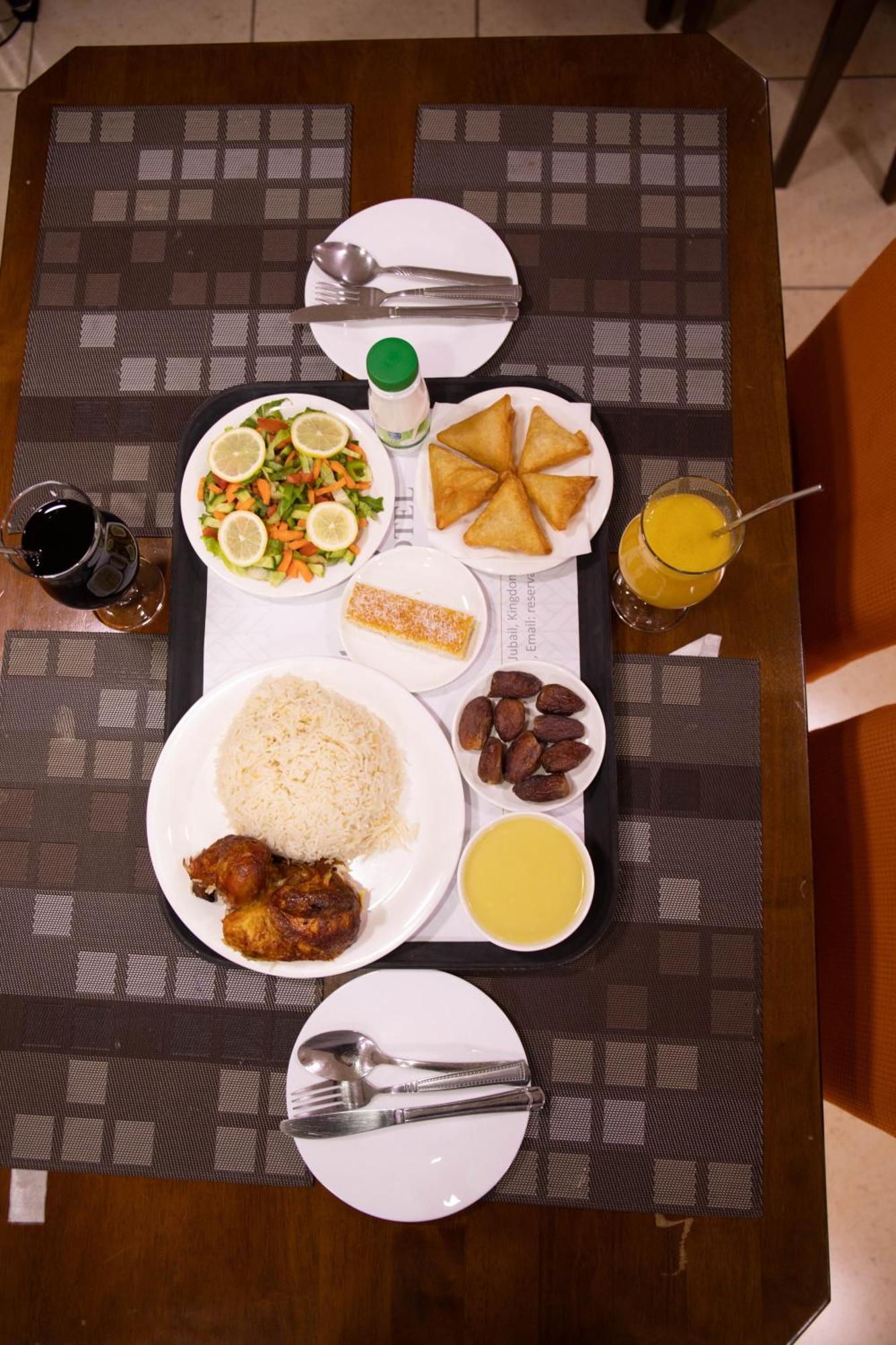 Golden Suites Jubail Экстерьер фото